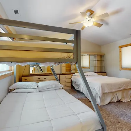 Sweet Cherry Hills Escape
